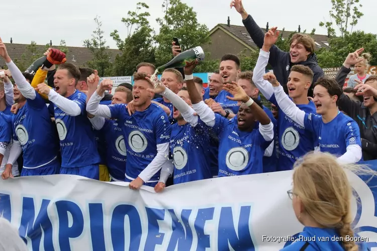 Fantastisch seizoen wordt besloten met verdiend kampioenschap en promotie naar de 3e Divisie voor de RKVV DEM