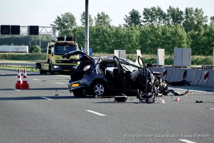 Meerdere gewonden na ongeluk A9, Wijkertunnel weer open