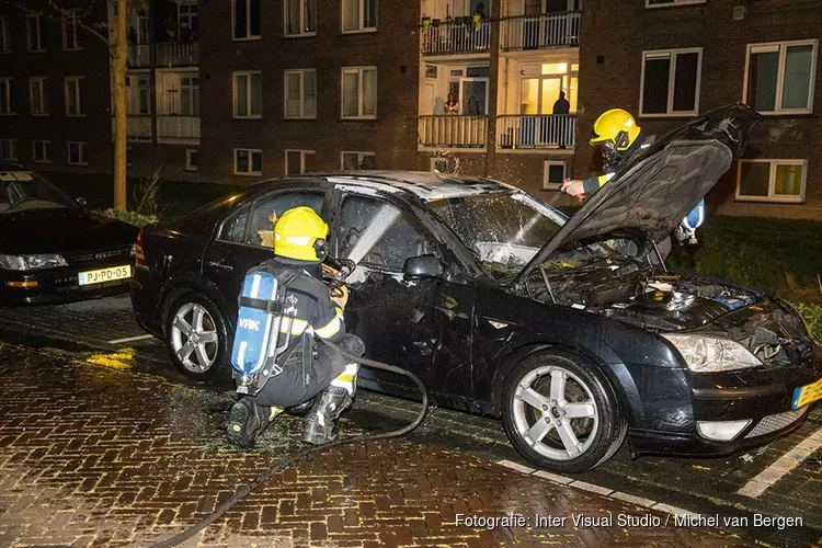 Autobrand aan de Schuurmanstraat Beverwijk