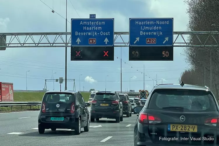 Aanrijdingen stremmen Wijker- én Velsertunnel