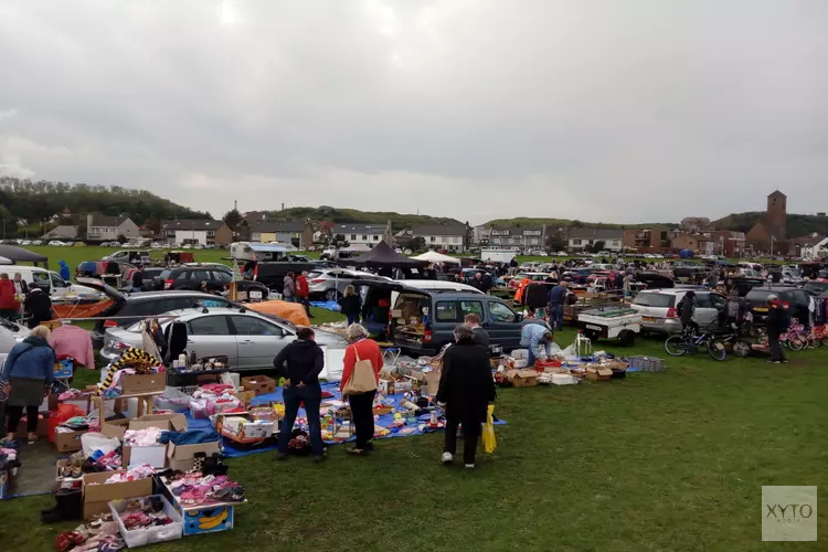 Kofferbakmarkt Wijk aan Zee coronaveilig het zeventiende seizoen in