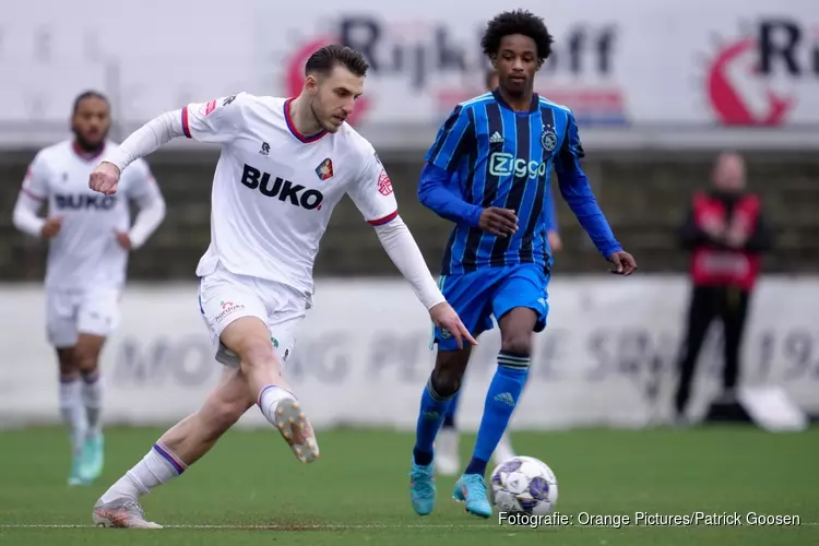 Telstar maakte einde aan ongeslagen reeks van Jong Ajax