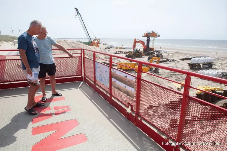 Grote belangstelling voor aansluiting windparken op zee tijdens Dag van de Bouw in regio IJmond