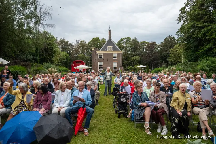 Geslaagde eerste editie seniorenfestival Volbloeiers in Beverwijk