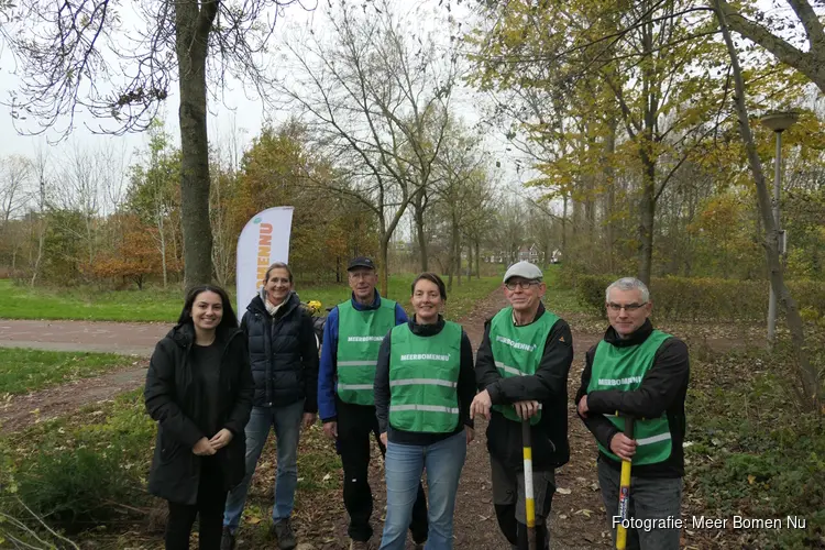 Start seizoen Meer Bomen Nu met ruim 300 geredde boompjes in Park Overbos