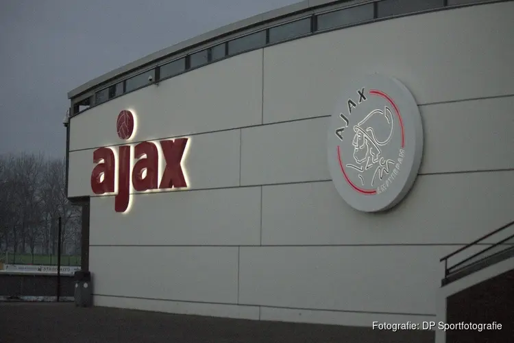 Jong Ajax te sterk voor Telstar