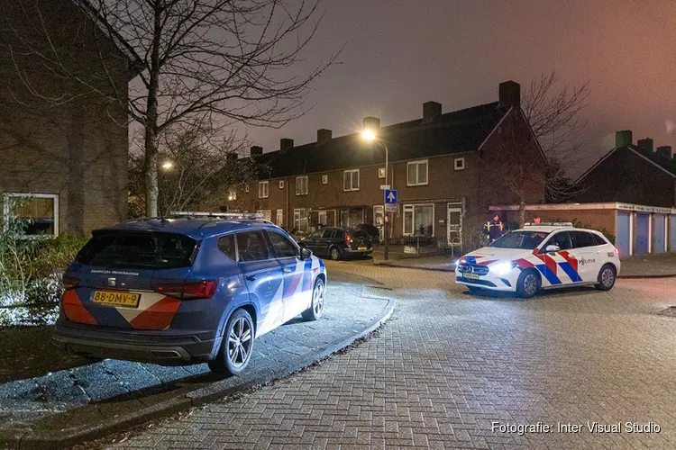 Schade na explosie bij woning aan Vechtstraat in Beverwijk