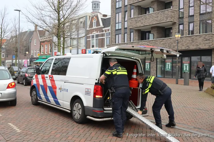 Twee aanhoudingen bij politieachtervolging met gestolen scooter in Beverwijk