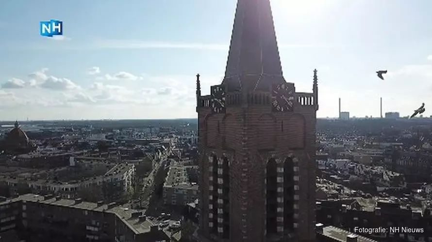 Wijkertoren als zomerse trekpleister: Torenbeklimmingen en nachtconcerten