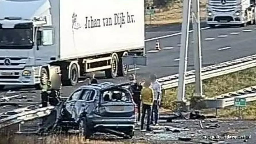 Meerdere rijstroken afgesloten na ongeluk op A4