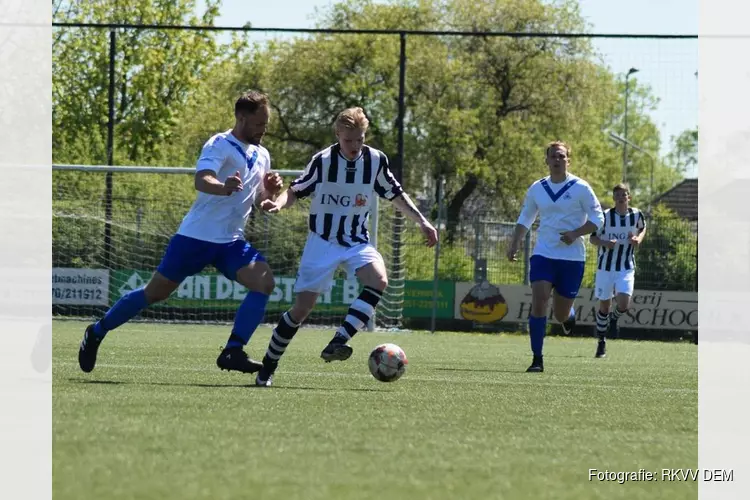 DEM-3 is op zoek naar voetballiefhebbers